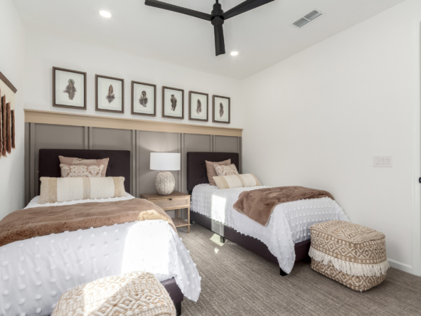 The Journey secondary bedroom with two twin beds